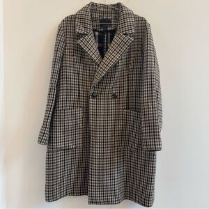 Banana Republic Black and Cream Houndstooth Wool Coat